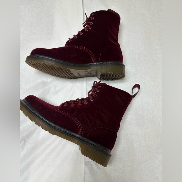 Dr. Martens 1460 Pascal Cherry ‘Page’ Limited Red Velvet Women’s🍒 - Picture 3 of 8
